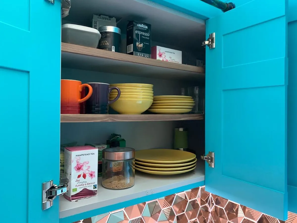 Vibrant Bohemian Seafront Flat Apartment Brighton