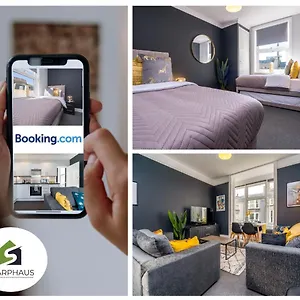  Apartment Cool & Comfortable Newly Refurbished Apartment By Sharphaus Short Lets & Serviced Accommodation Management
